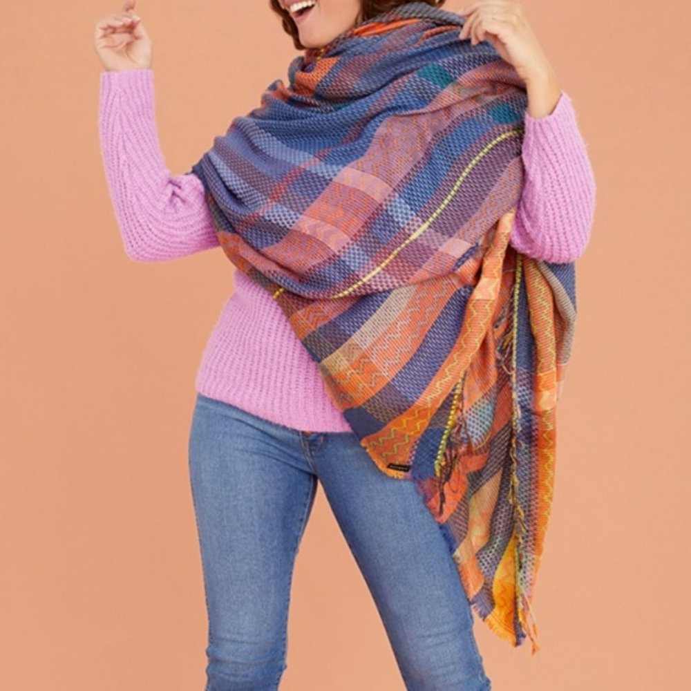Vismaya Blanket Scarf NWT